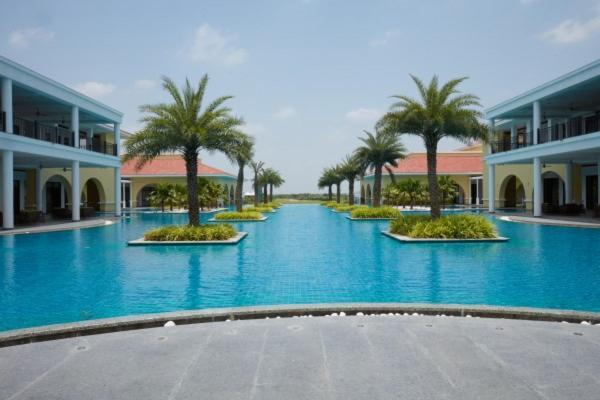 Belvedere Golf & Country Club Adalaj Bagian luar foto