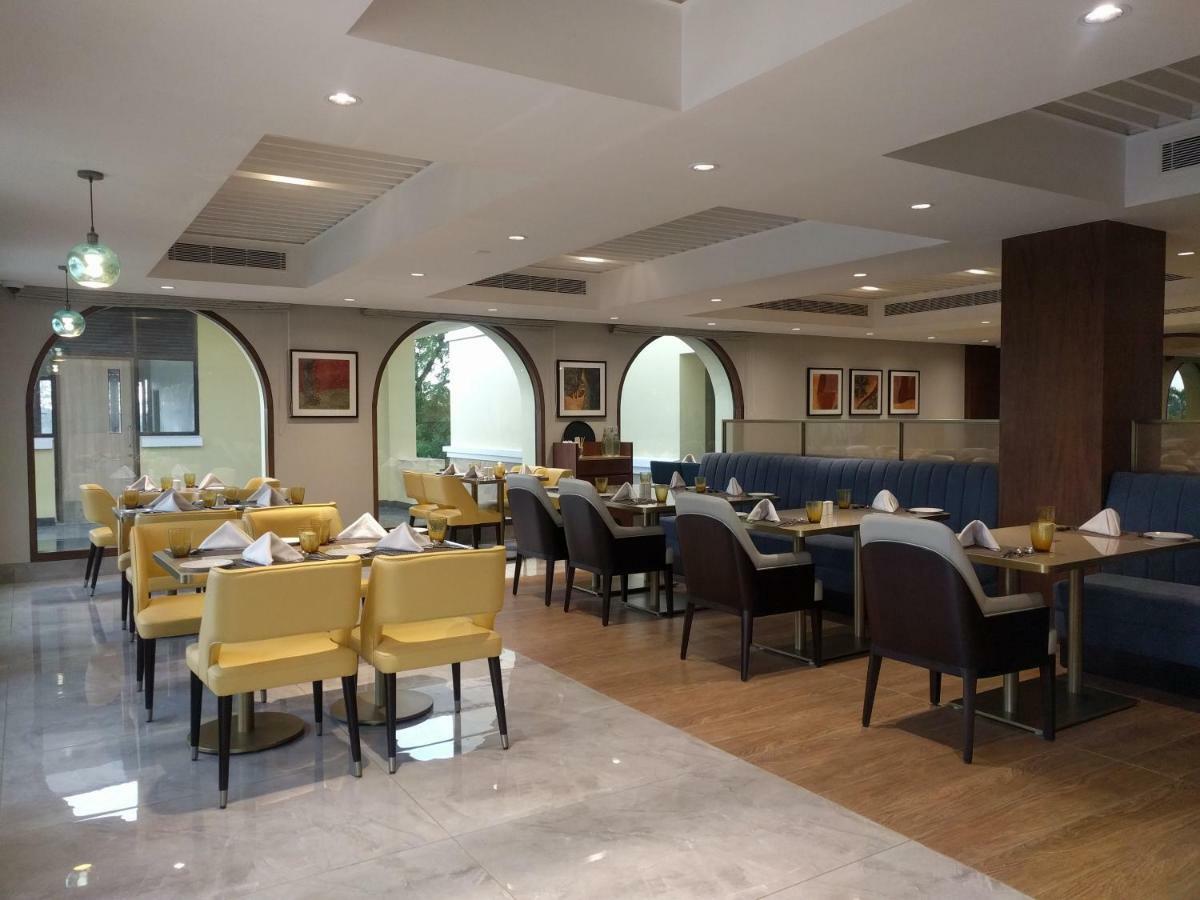 Belvedere Golf & Country Club Adalaj Bagian luar foto