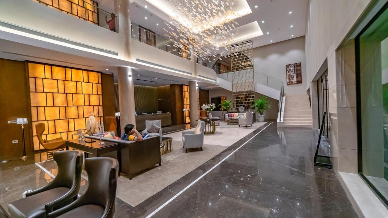 Belvedere Golf & Country Club Adalaj Bagian luar foto